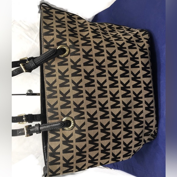 Michael Kors Jet Set Monogram Logo Tote Shoulder Handbag - Picture 2 of 15